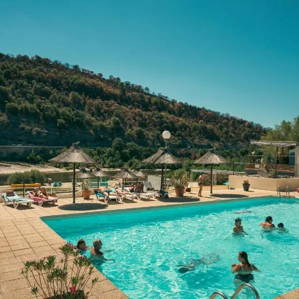 Aloha plage camping 4étoiles, hotel v destinaci Sampzon