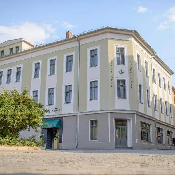 Stadthotel König Albert、ツィッタウのホテル