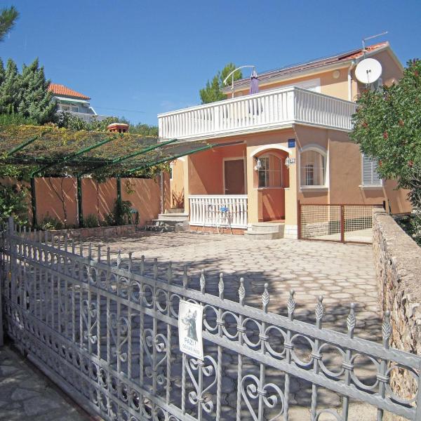 Family friendly house with a swimming pool Jezera, Murter - 5124