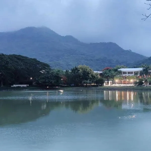 Pico De Loro Myna A Batangas, hotel v destinaci Nasugbu