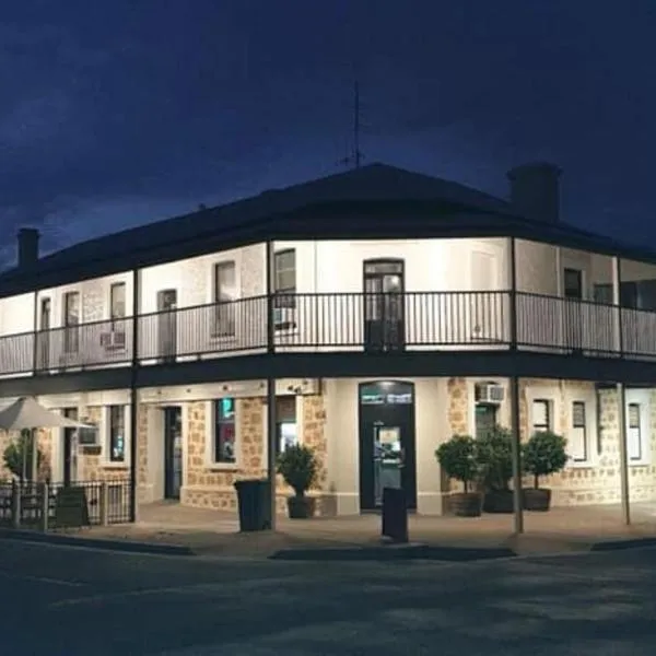 Cornwall Hotel，位于蒙塔的酒店