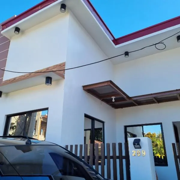 Simply Ur Home in Lucena、ルセナのホテル