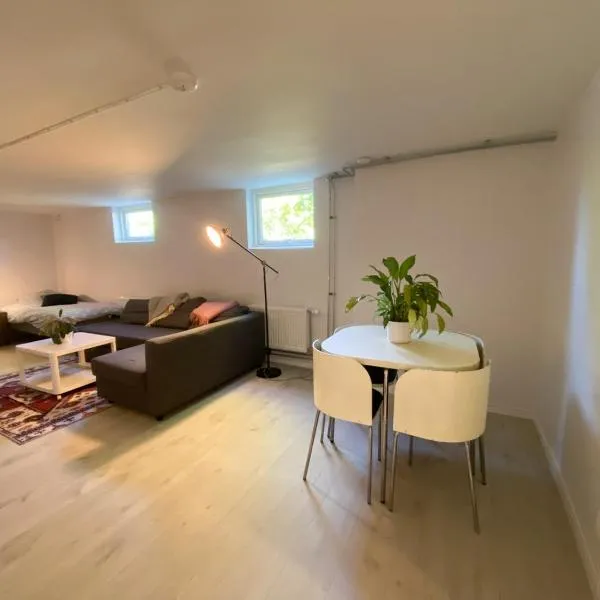 Newly renovated apartment - Strängnäs, Ekorrvägen, hotell sihtkohas Strängnäs