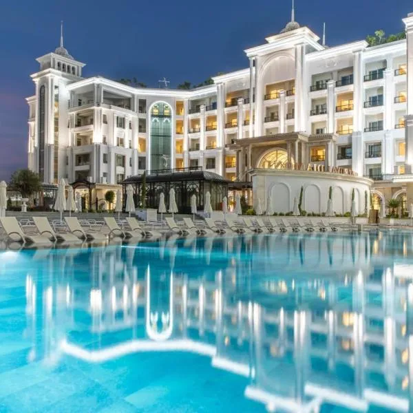 Merit Royal Diamond Hotel & SPA, hotel in Kérynia