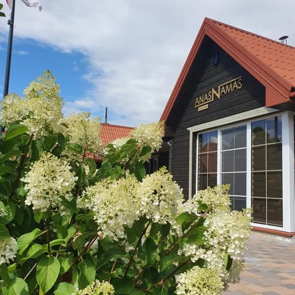 Anas Namas, Hotel in Žagarė