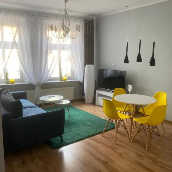 Apartament Jedności, hotel in Zielona Góra