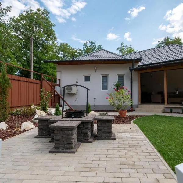 Bokor vendégház - Levendula apartman, hôtel à Szentes