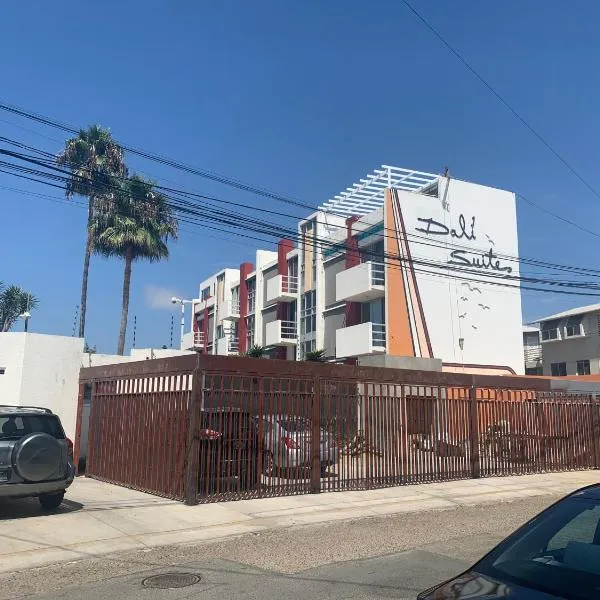 Dali Suites Hotel, hotel in Tijuana