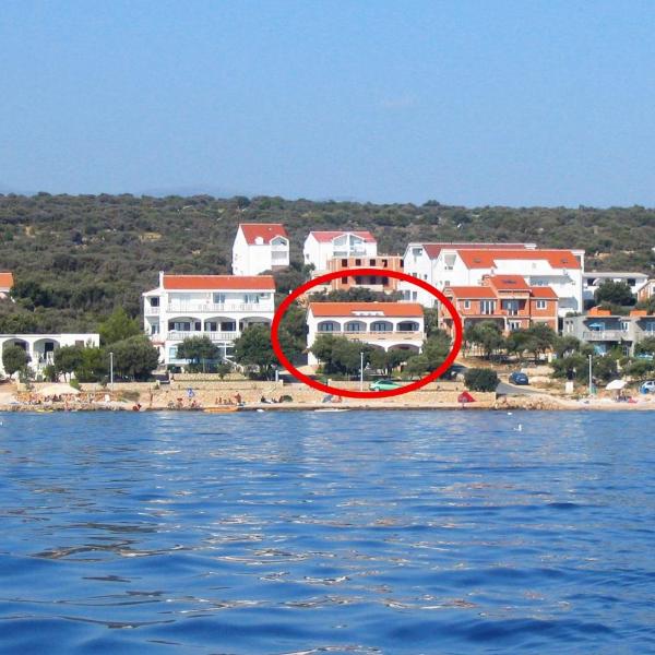 Apartments by the sea Mandre, Pag - 8655