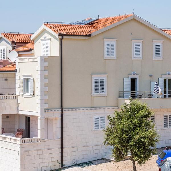 Apartment Rogoznica 10339b