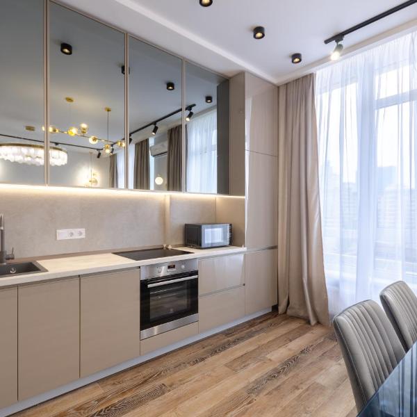 Luxury apartments for a wonderful holiday on Zhylyanska street