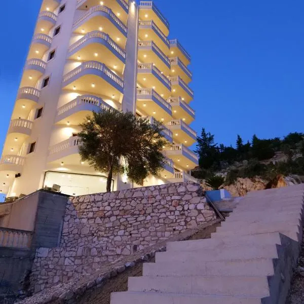 Sky Way SKK Luxury Apartments, Hotel in Saranda