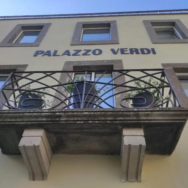 Palazzo Verdi Holiday Viterbo, hôtel à Viterbe
