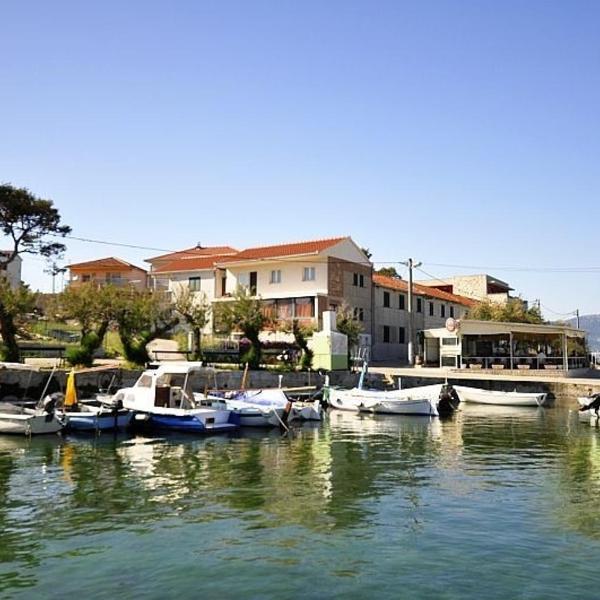 Apartments by the sea Slatine, Ciovo - 11565