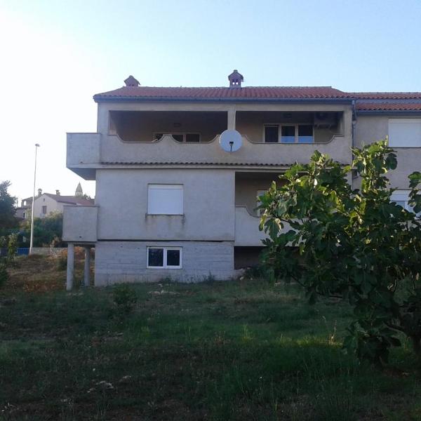 Apartments with a parking space Liznjan, Medulin - 13934