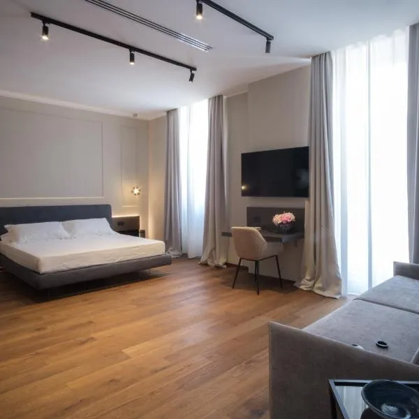 PALAZZO DANISI ROOMS&SUITES, hotel in Bari