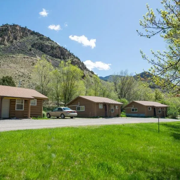 Yellowstone Hot Springs Resort、ガーディナーのホテル