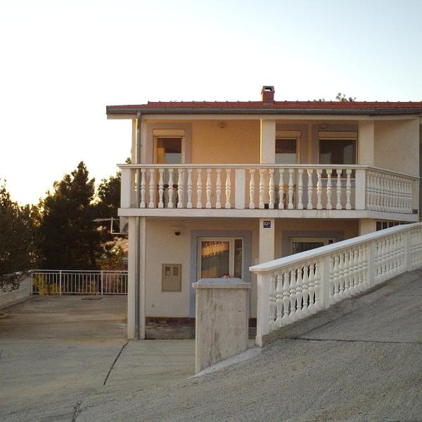 Apartments with a parking space Starigrad, Paklenica - 14507