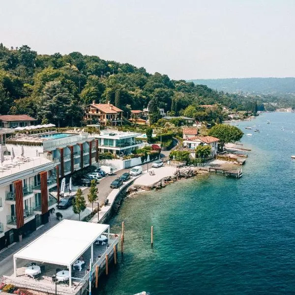 Ah Porticcioli Boutique Apartments, hotel a San Felice del Benaco