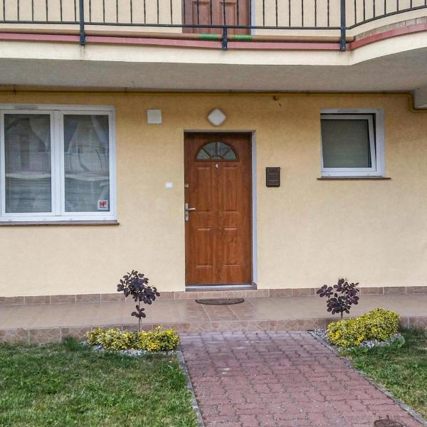 Beautiful Apartment In Darlowo With 2 Bedrooms And Wifi