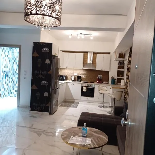 ZEN Neapoli Penthouse Suite Maisonette, hotel di Athens