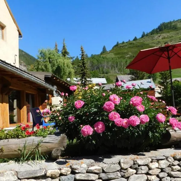 La Ptite Auberge, hotel in Aiguilles