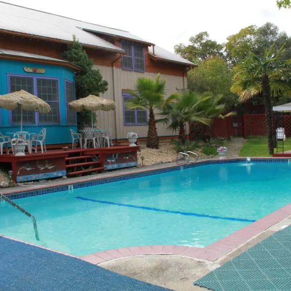 Grand Lodge, hotel in Geyserville