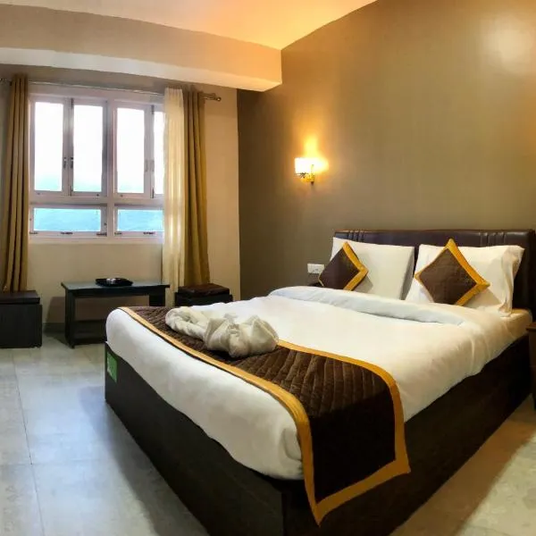 ALL SEASONS HOTEL，位于甘托克的酒店