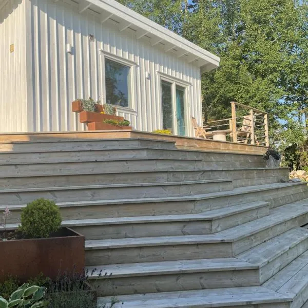 Stuga, hotel in Myggenäs