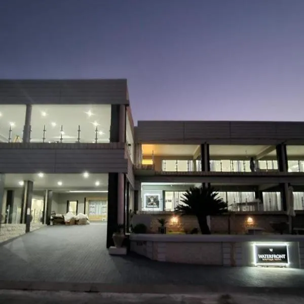 Viesnīca Waterfront Boutique Hotel Vanderkloof pilsētā Vanderkloof