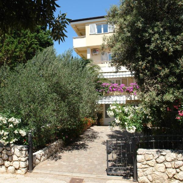 Apartments with a parking space Mandre, Pag - 18748