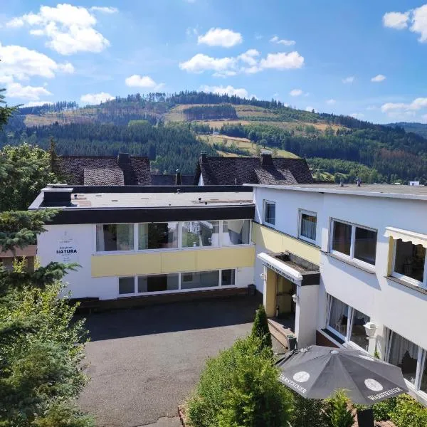 Berghotel Natura Bed & Breakfast, hotel v destinaci Winterberg