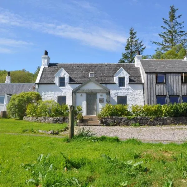 Old Kyle Farm - Stunning Views - 2 mins from Skye Bridge, hotel v destinaci Kyleakin