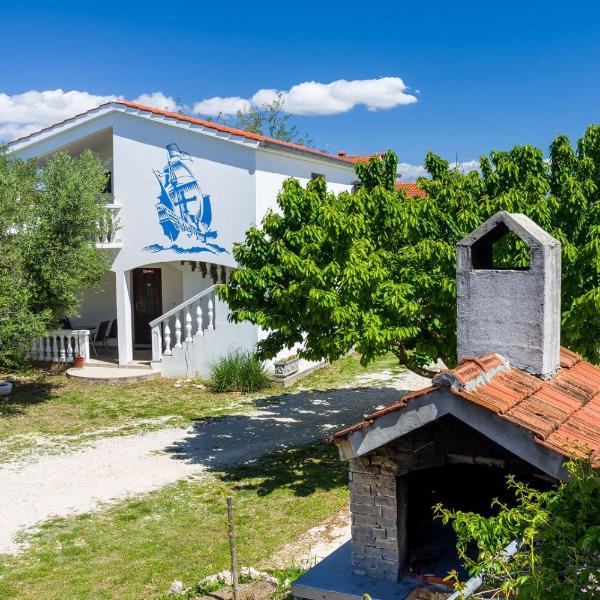 Apartments with a parking space Nin, Zadar - 5857