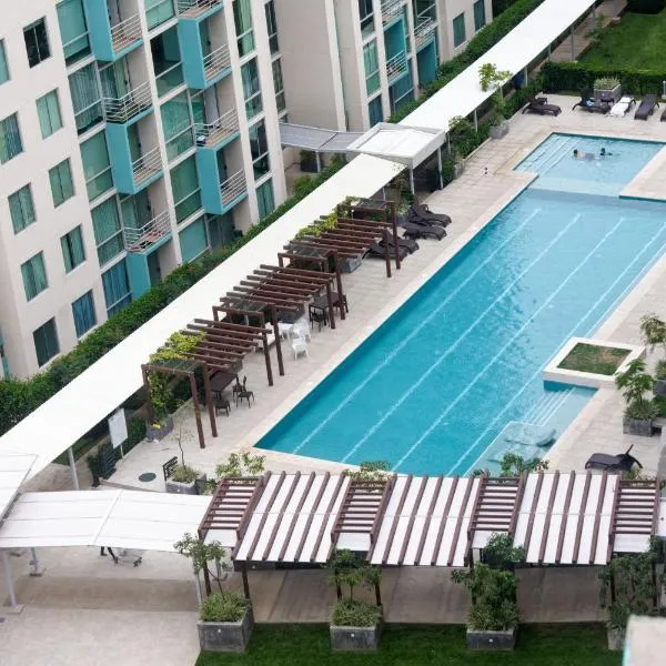 Lujoso condominio con lavadora y secadora, S. José, hotel v San José