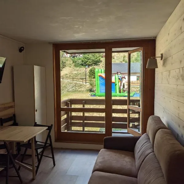 Studio rénové centre station Vallandry, hotel di Landry