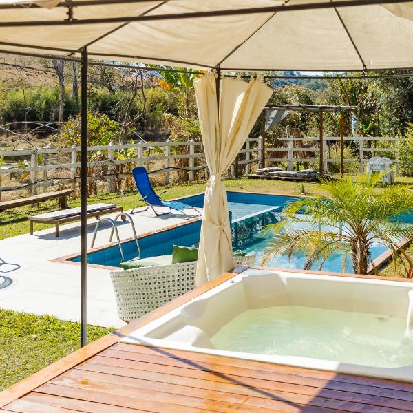 Sítio com SPA, lareira e piscina - Piranguinho, MG, Piranguinho