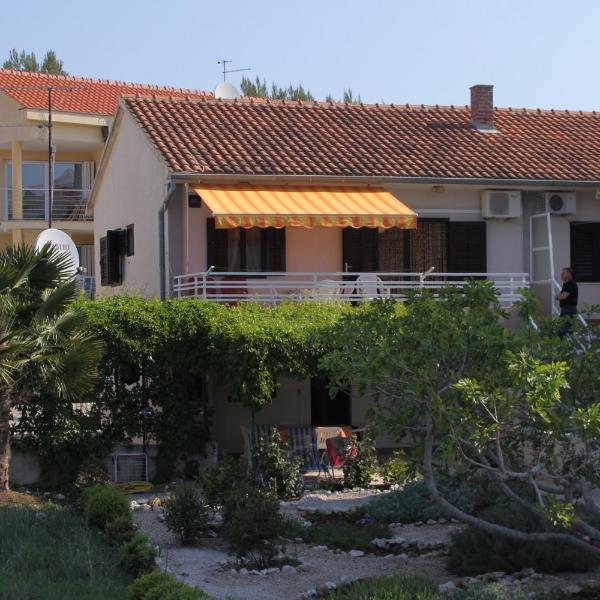 Apartments by the sea Zaboric, Sibenik - 6097