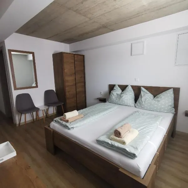 Sobe, Rooms B&B - Vina Kauran, ξενοδοχείο σε Zgornji Jakobski Dol