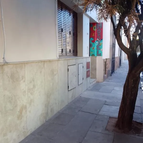 HOSTEL "Tito" JUJUY, hotel in San Salvador de Jujuy
