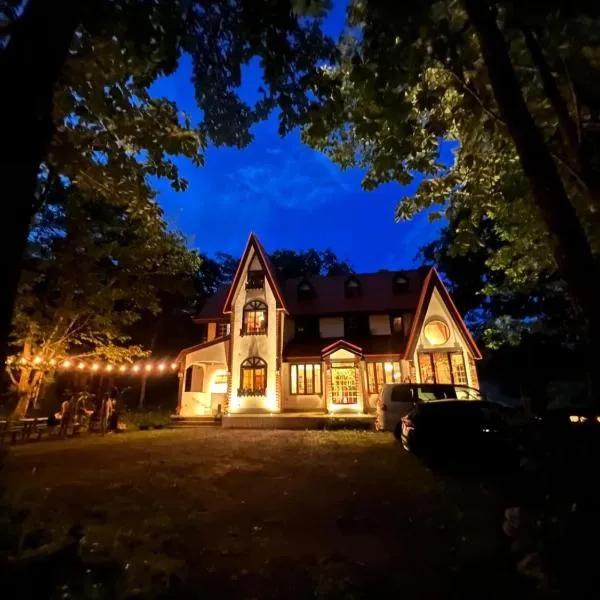 Panketo Lodge & Yoga Studio, ξενοδοχείο στη Χακούμπα