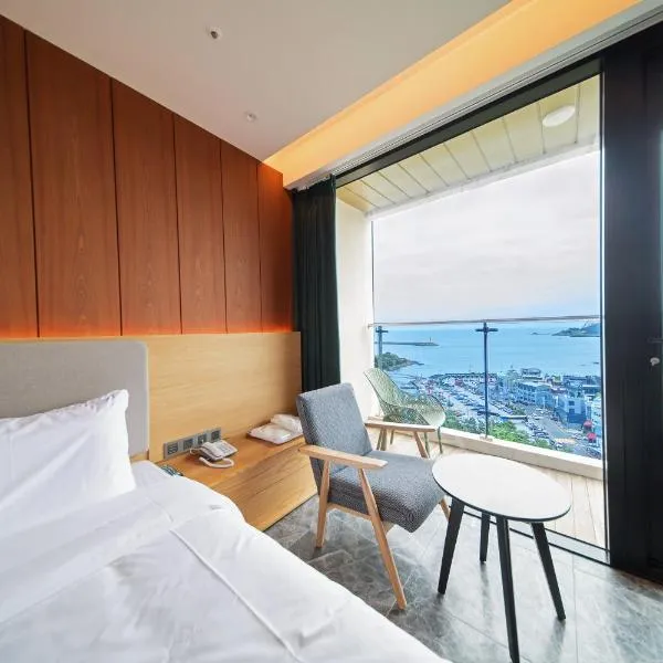 The Club Hotel Gijang Yeonhwari, hotel in Busan