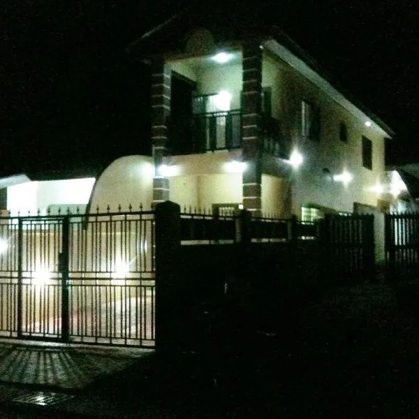 Marrets International Hotel - "Express", hotel v destinaci Cape Coast