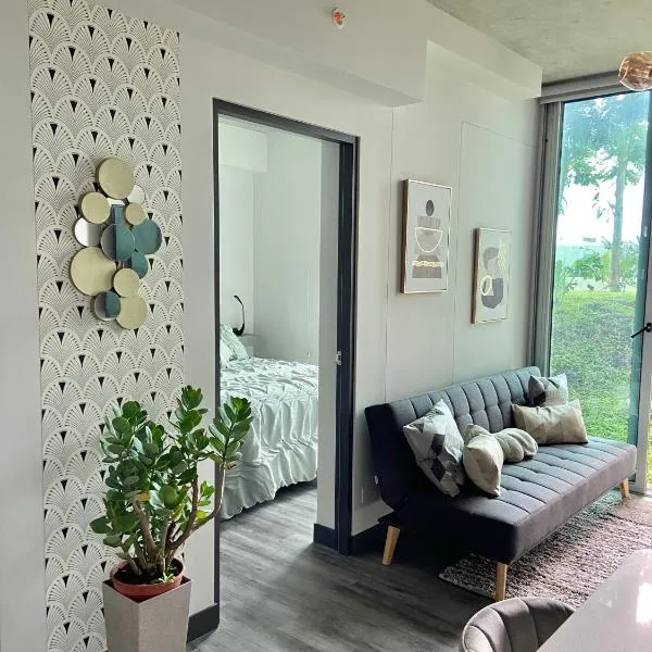 Cómodo y elegante apartamento en fabuloso condo!, hotell San Josés