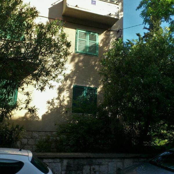 Apartments with WiFi Split - 11667