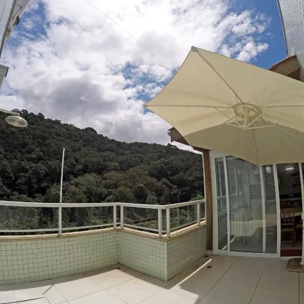 Cobertura Ubatuba para famílias - até 12 pessoas, hotel em Ubatuba