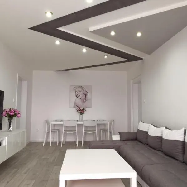 Marilyn príjemný 3 izbový byt v Rači, hotel v destinaci Rača