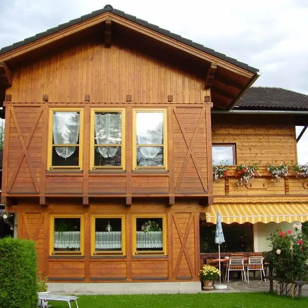 Gästehaus Moser, hotel v mestu Ranten
