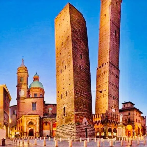 STOP&GO STATION BOLOGNA HOUSE Self Check-In 24-24 Central City-Fiera, hotel in Bologna