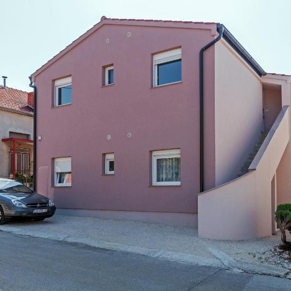 Apartments with a parking space Zadar - 12803